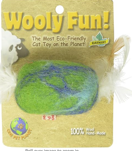 AMAZING PET PRODUCTS One Pet Planet Wooly Fun